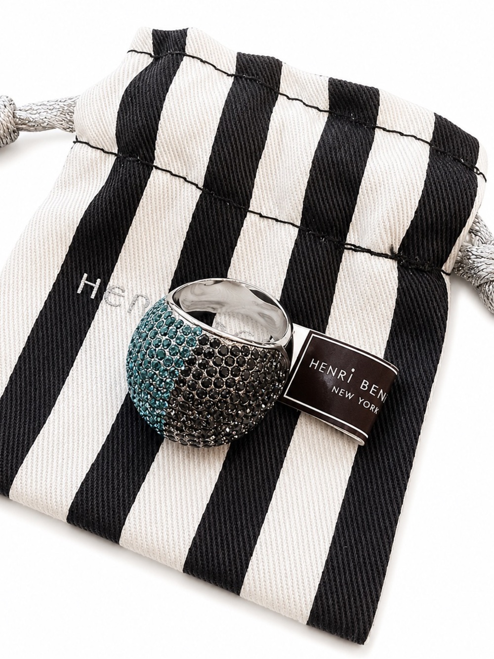 Henri Bendel Gunmetal Pave Dome Ring NWT sz 8